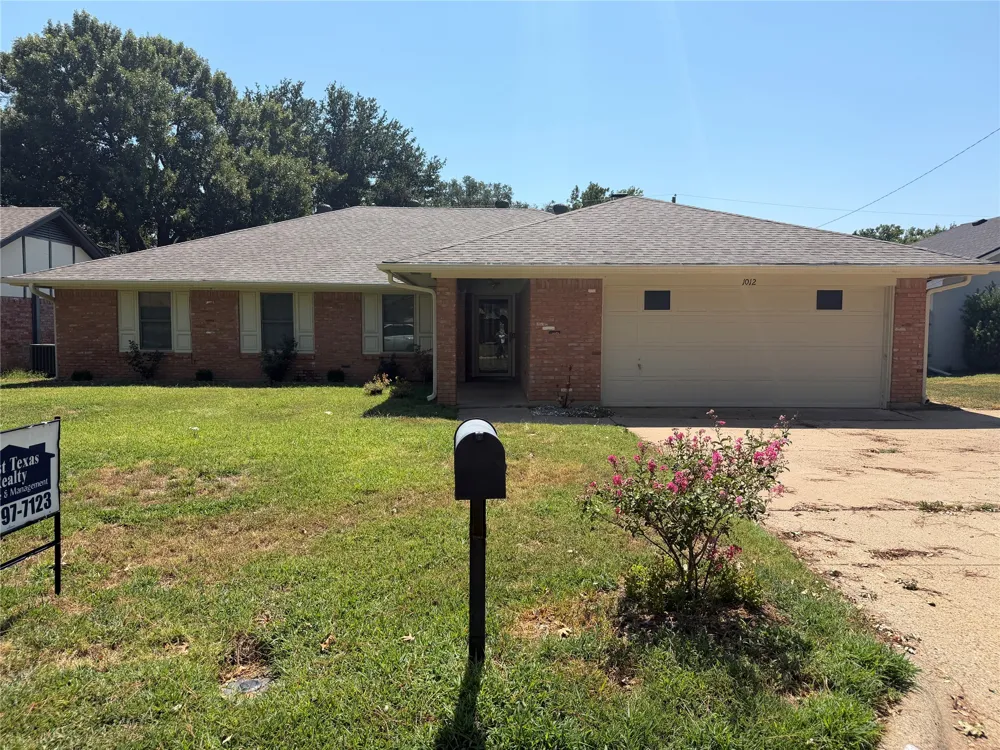 1012 Purdue Drive Arlington, TX 76012
