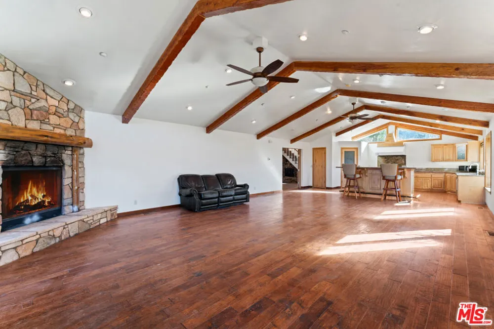 595 Elder Drive Cedar Glen, CA 92321