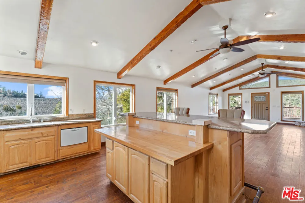 595 Elder Drive Cedar Glen, CA 92321