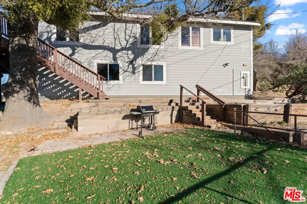 595 Elder Drive Cedar Glen, CA 92321
