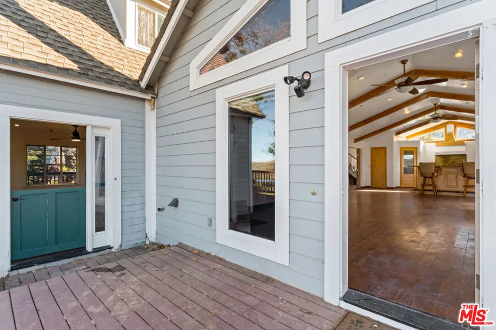 595 Elder Drive Cedar Glen, CA 92321
