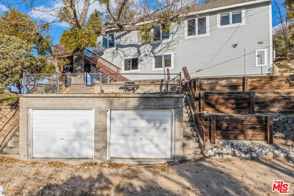 595 Elder Drive Cedar Glen, CA 92321