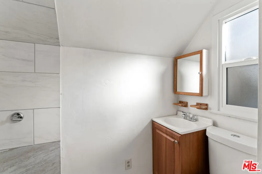 595 Elder Drive Cedar Glen, CA 92321