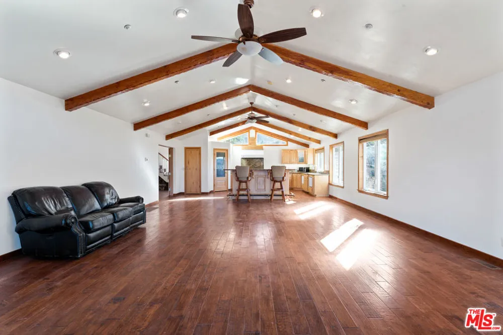 595 Elder Drive Cedar Glen, CA 92321