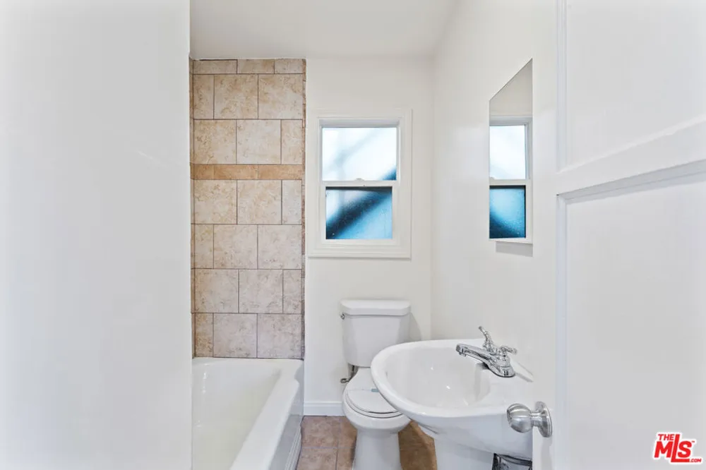 595 Elder Drive Cedar Glen, CA 92321