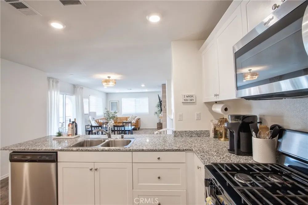 28397 Partridge Way Murrieta, CA 92563