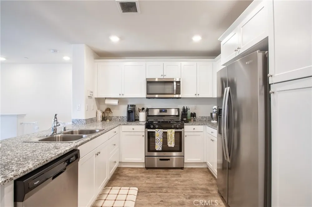 28397 Partridge Way Murrieta, CA 92563