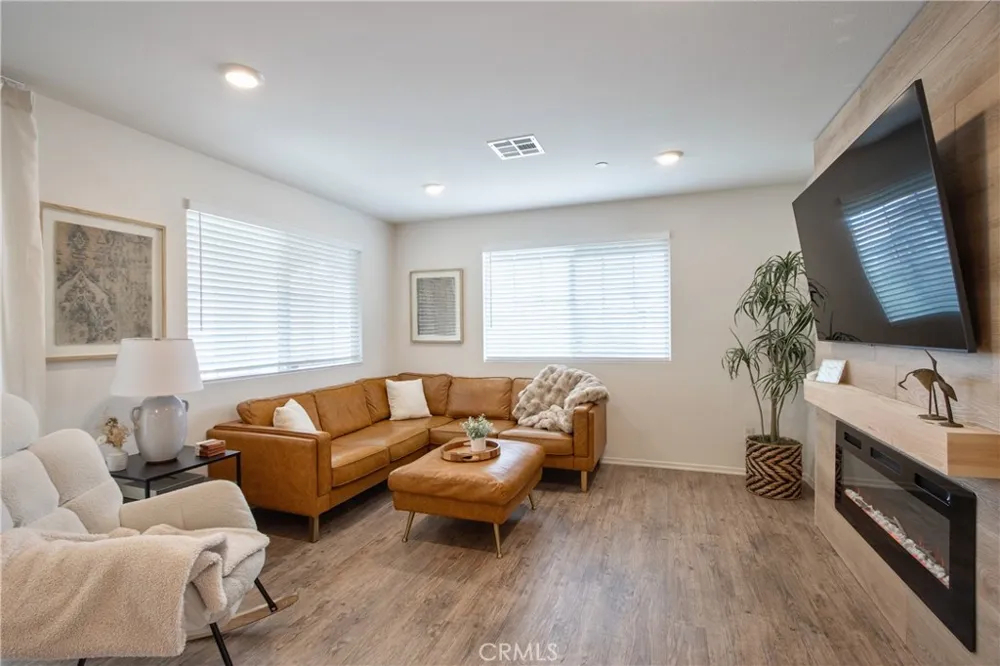 28397 Partridge Way Murrieta, CA 92563
