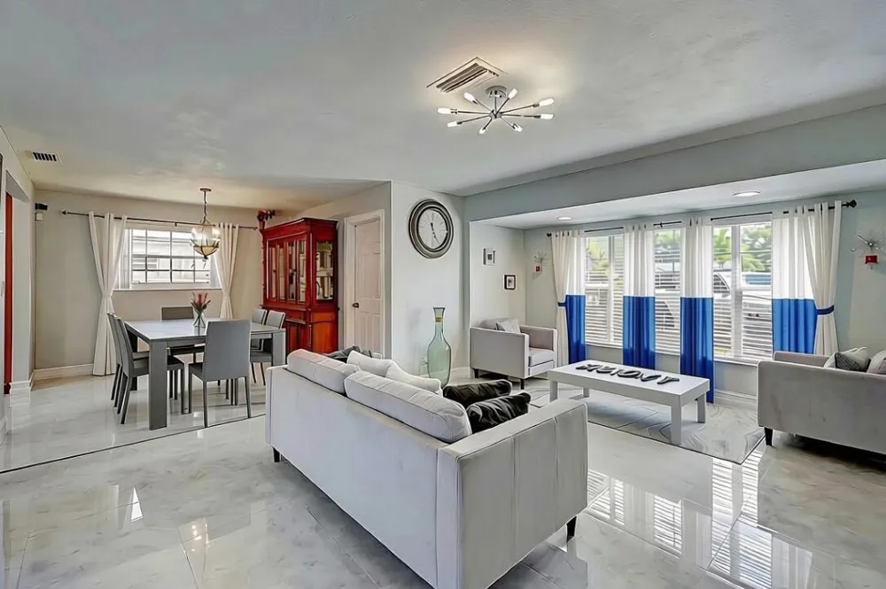 3925 NW 35TH AVENUE Lauderdale Lakes, FL 33309