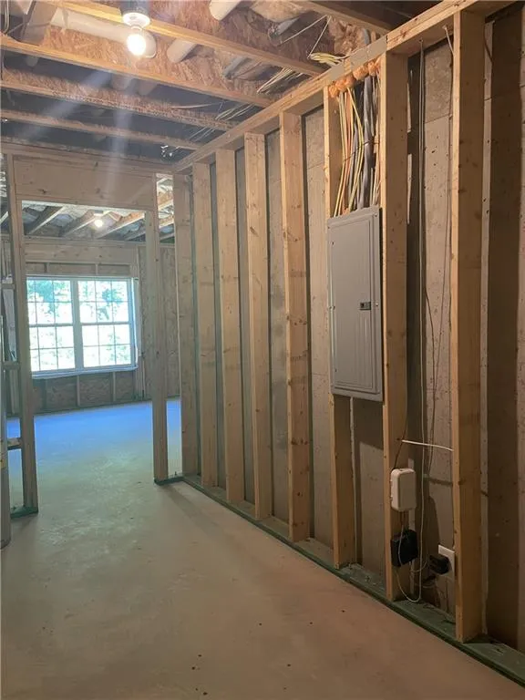 410 Katie Lane Commerce, GA 30529