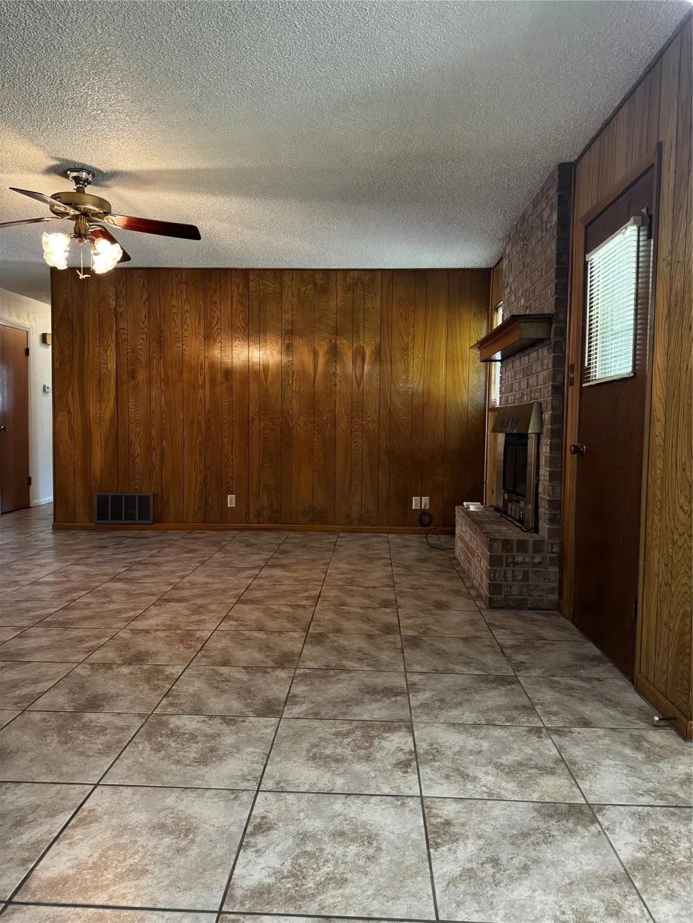 4407 Mcarthur Circle Brownwood, TX 76801