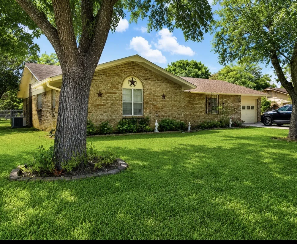 4407 Mcarthur Circle Brownwood, TX 76801