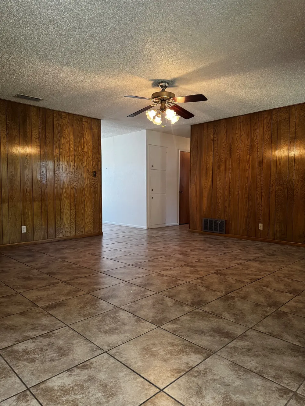 4407 Mcarthur Circle Brownwood, TX 76801