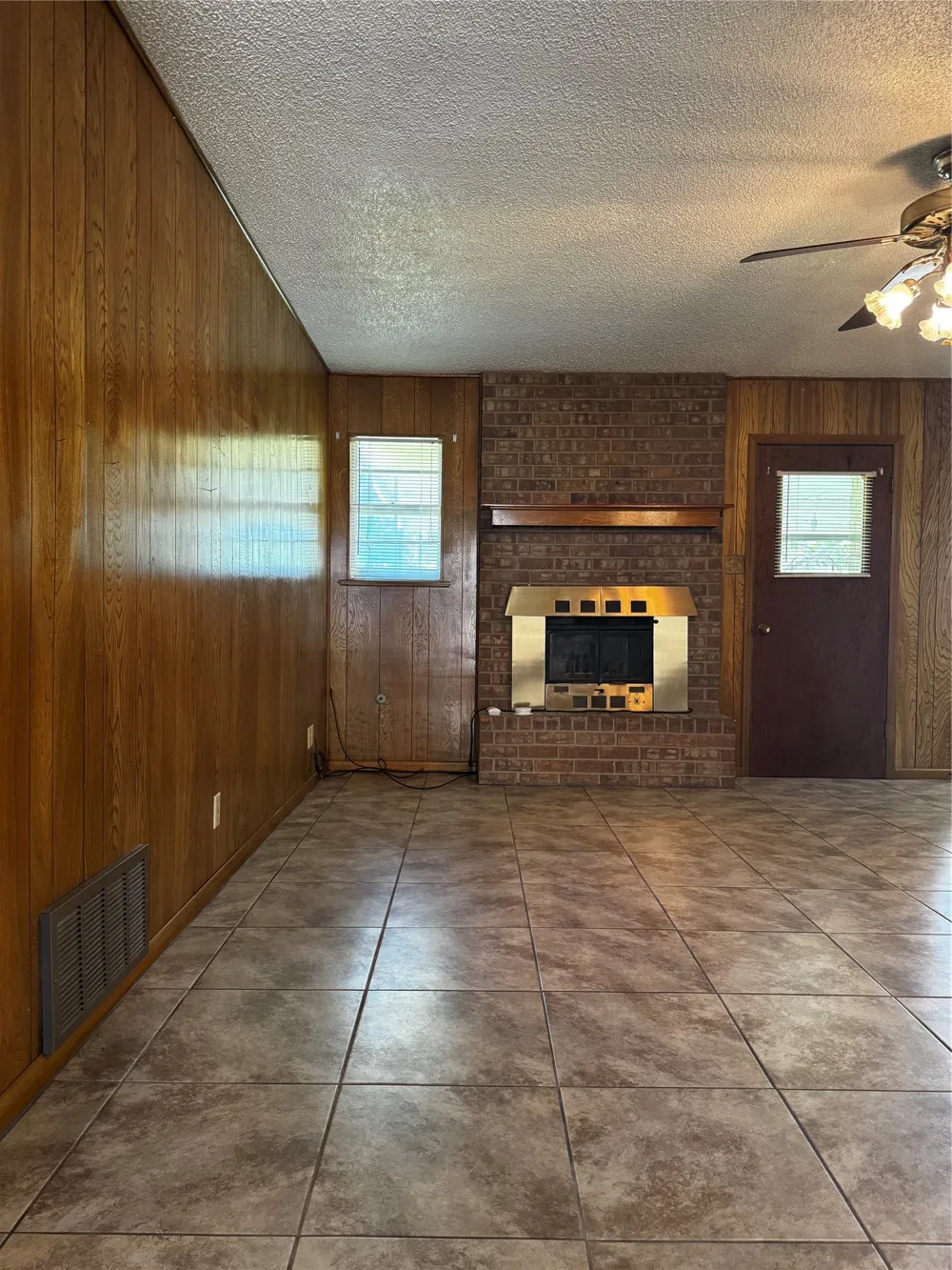 4407 Mcarthur Circle Brownwood, TX 76801