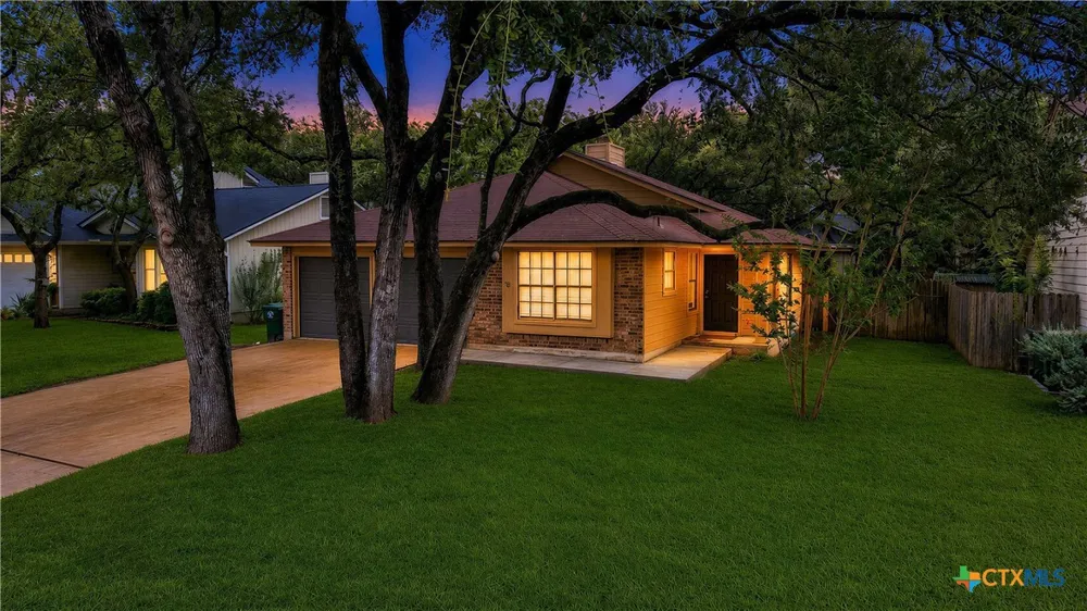 7003 Tesoro Trail Austin, TX 78729