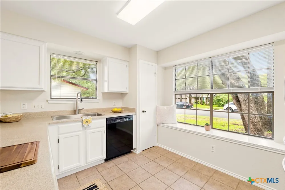7003 Tesoro Trail Austin, TX 78729