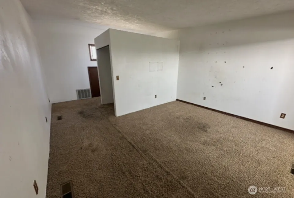 34 E Glass Avenue Spokane, WA 99207