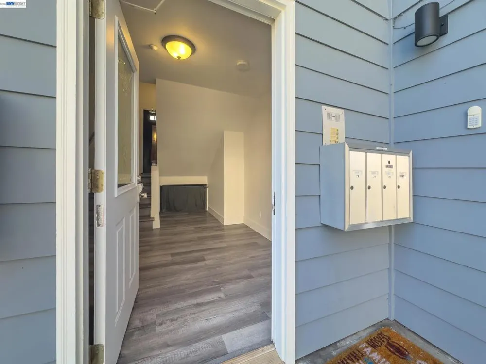 534 Adams St Albany, CA 94706