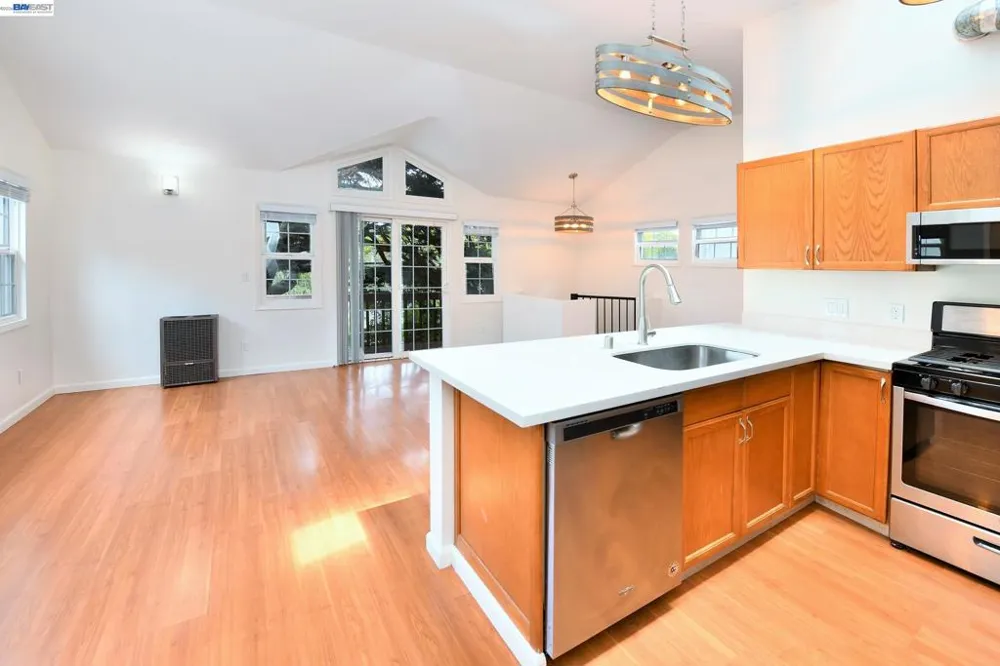 534 Adams St Albany, CA 94706