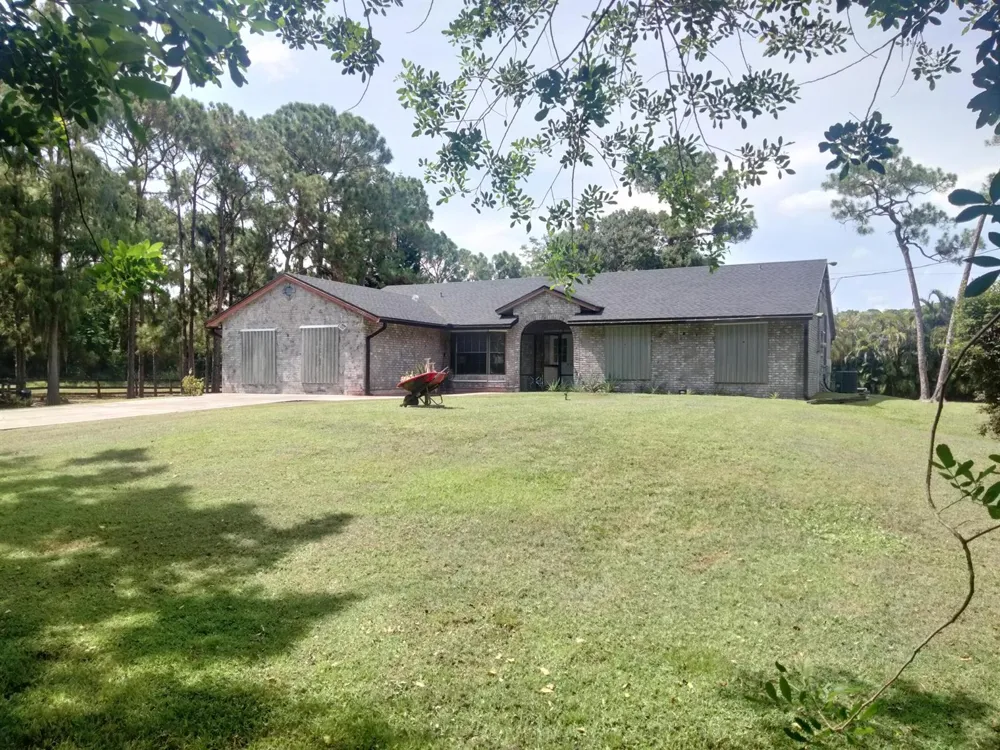 17251 35th Place Loxahatchee, FL 33470