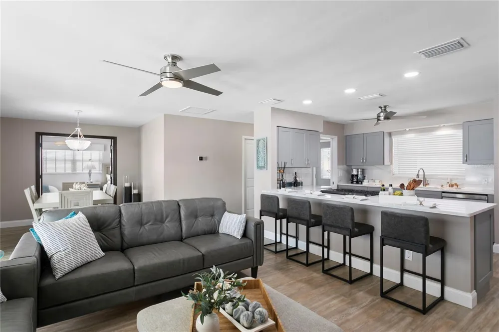 3142 W VINA DEL MAR BOULEVARD St Pete Beach, FL 33706