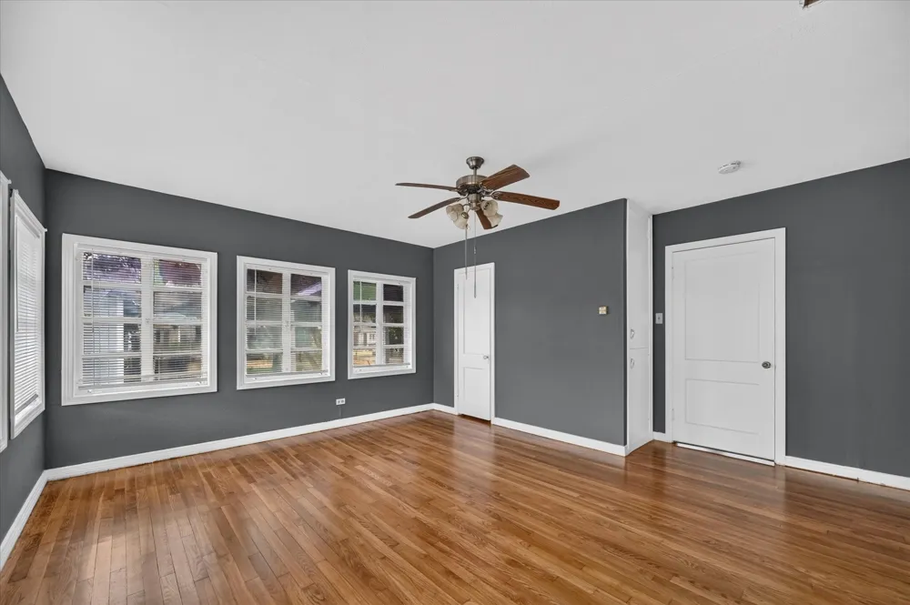 1211 S Montclair Avenue Dallas, TX 75208
