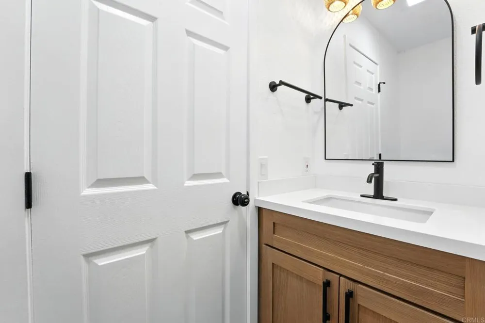 1817 E Grand Avenue #77 Escondido, CA 92027