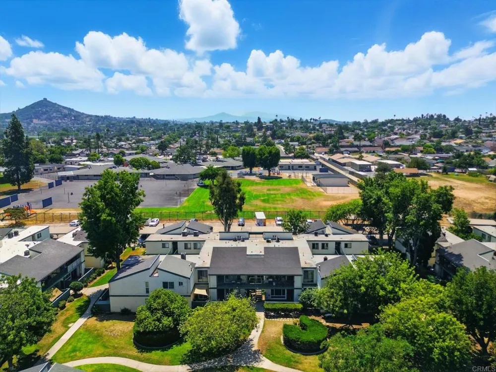1817 E Grand Avenue #77 Escondido, CA 92027