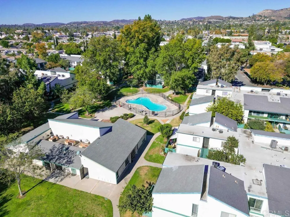1817 E Grand Avenue #77 Escondido, CA 92027