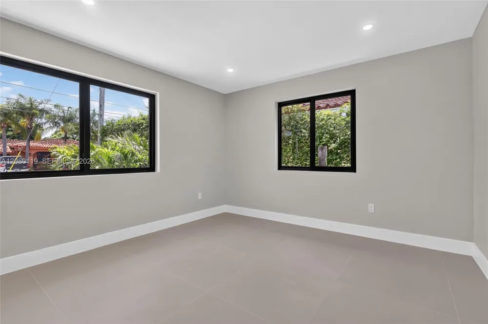 2216 SW 62nd Ave #0 Miami, FL 33155