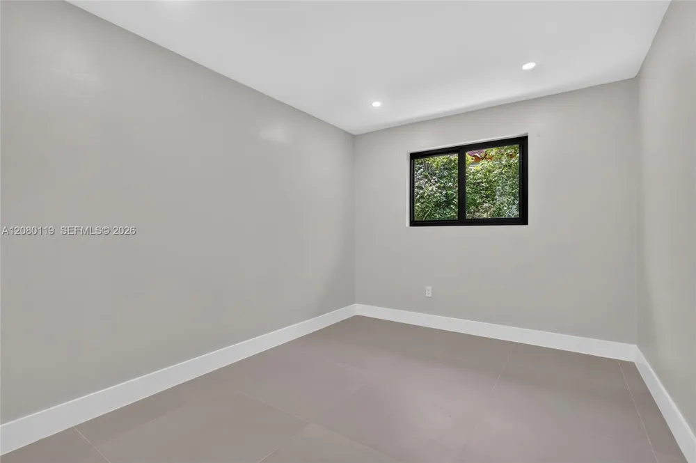 2216 SW 62nd Ave #0 Miami, FL 33155