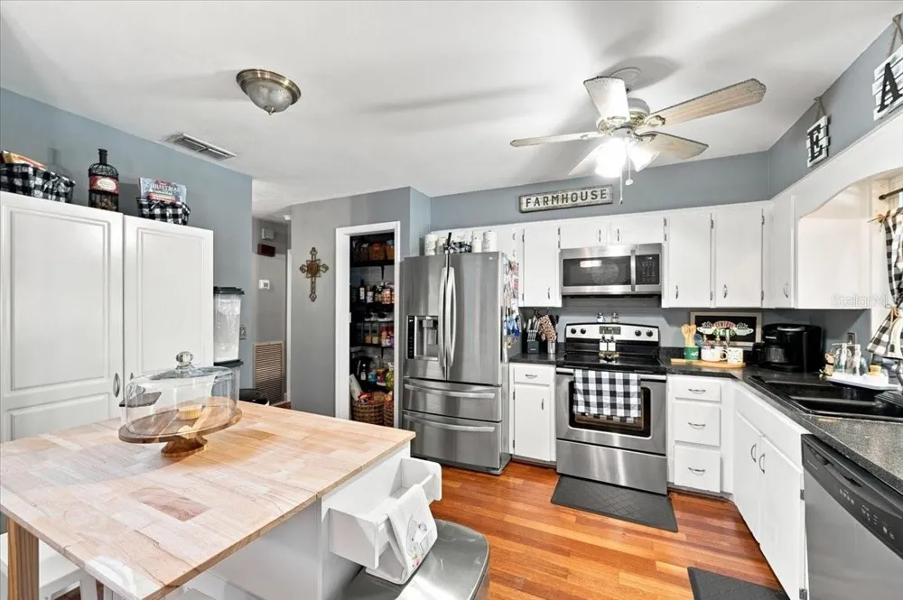 4475 OLD COLONY ROAD Mulberry, FL 33860