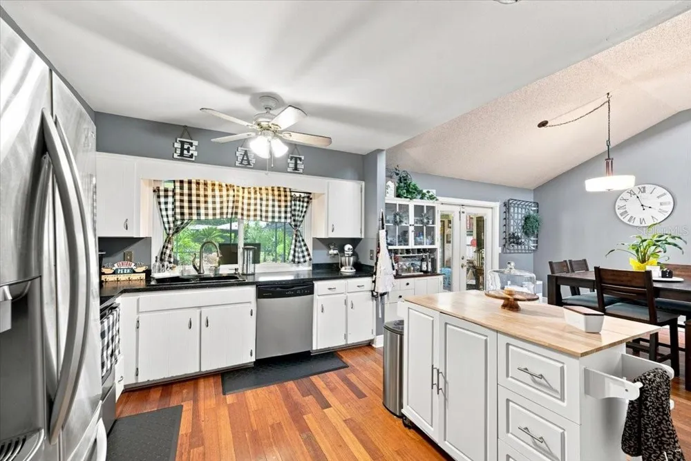 4475 OLD COLONY ROAD Mulberry, FL 33860