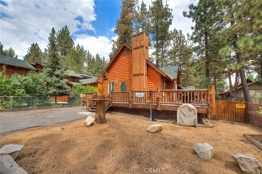912 Nana Big Bear City, CA 92314