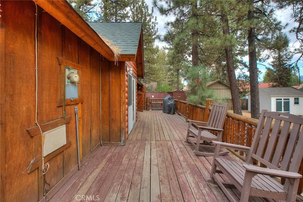 912 Nana Big Bear City, CA 92314