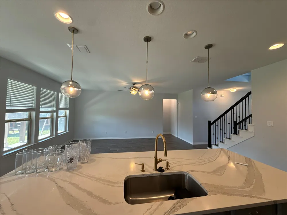 17113 Antioch Avenue Pflugerville, TX 78660