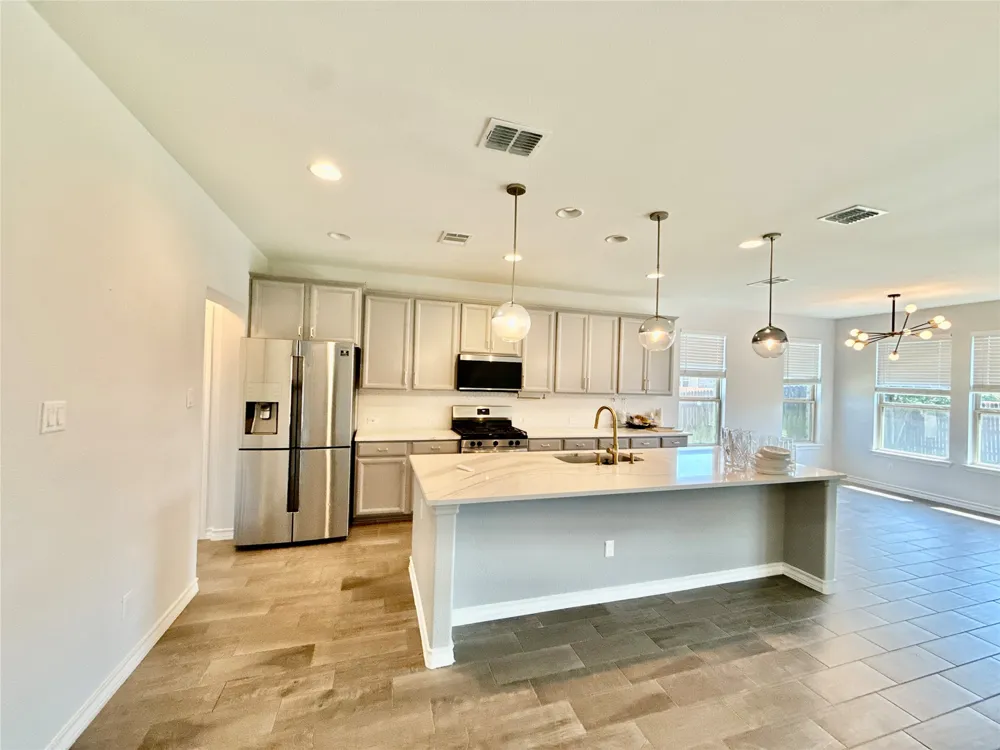 17113 Antioch Avenue Pflugerville, TX 78660
