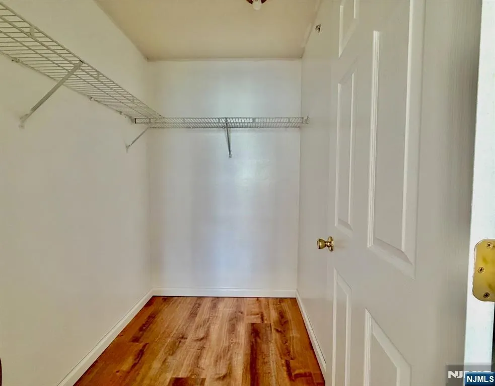 6 McMartin Court Jersey City, NJ 07305