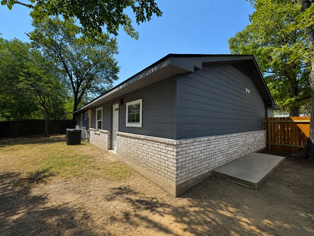 1842 Delmar Drive Garland, TX 75040