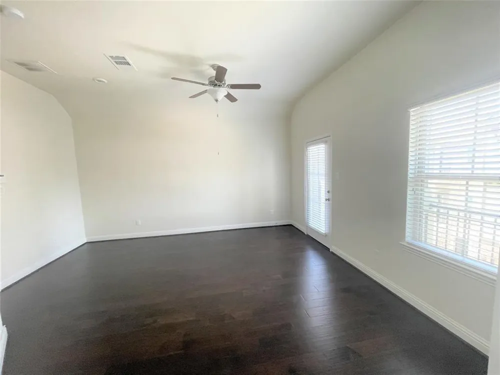 1403 Adell Rose Lane Houston, TX 77043