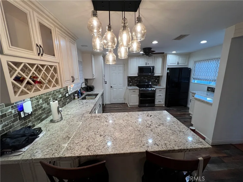 2484 Cambridge Fullerton, CA 92835
