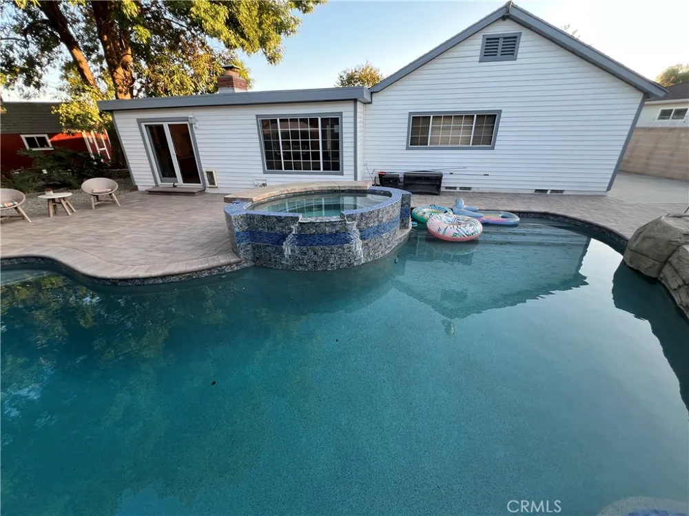 2484 Cambridge Fullerton, CA 92835