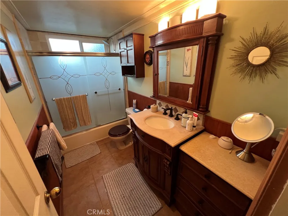 2484 Cambridge Fullerton, CA 92835