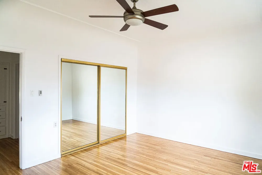 1211 S Hayworth Avenue Los Angeles, CA 90035