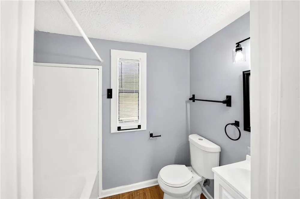195 Hale Road Maysville, GA 30558