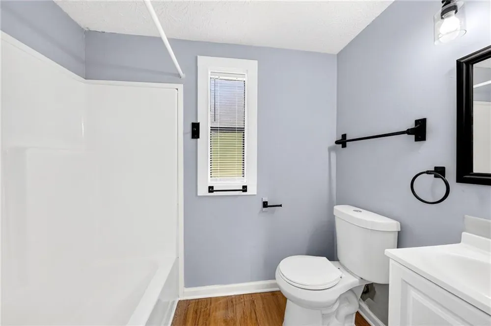 195 Hale Road Maysville, GA 30558