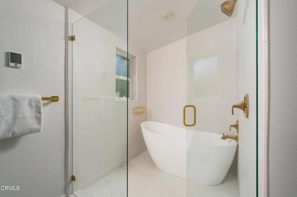 3086 GROVE STREET Ventura, CA 93003