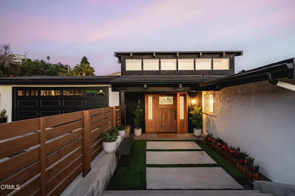 3086 GROVE STREET Ventura, CA 93003