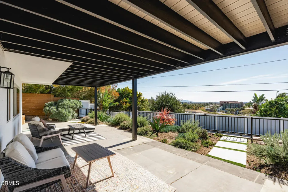 3086 GROVE STREET Ventura, CA 93003