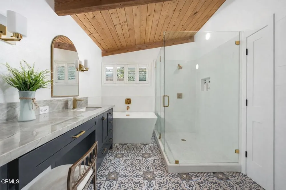 3086 GROVE STREET Ventura, CA 93003
